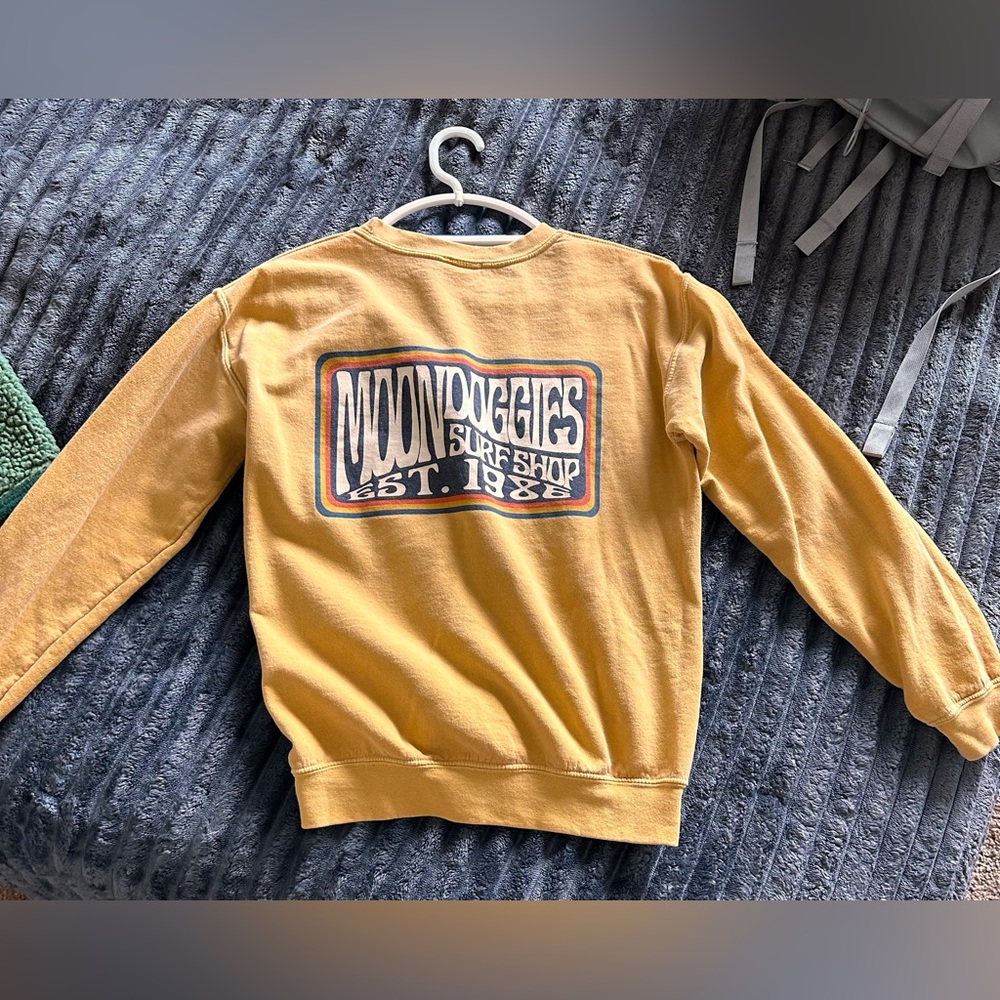 MOON DOGGIES- 80’s Retro surf sweater